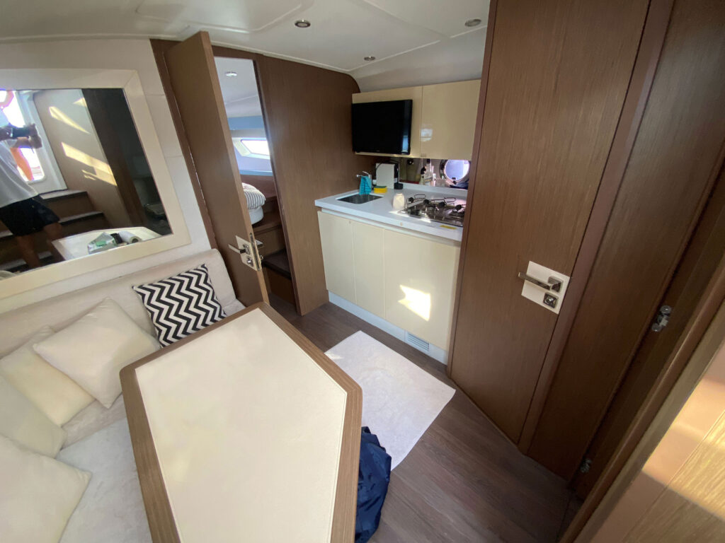 2017 Beneteau Gran Turismo 40