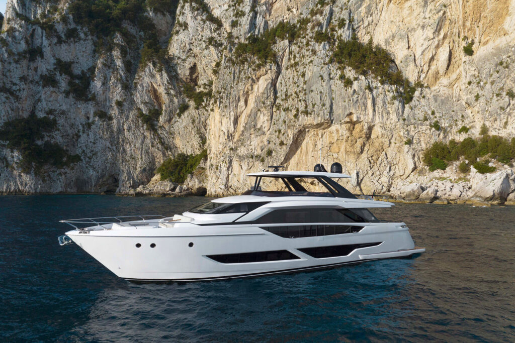 2026 Ferretti 860