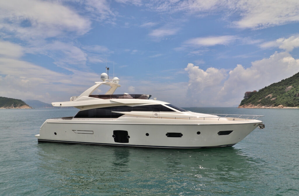 2012 Ferretti 720