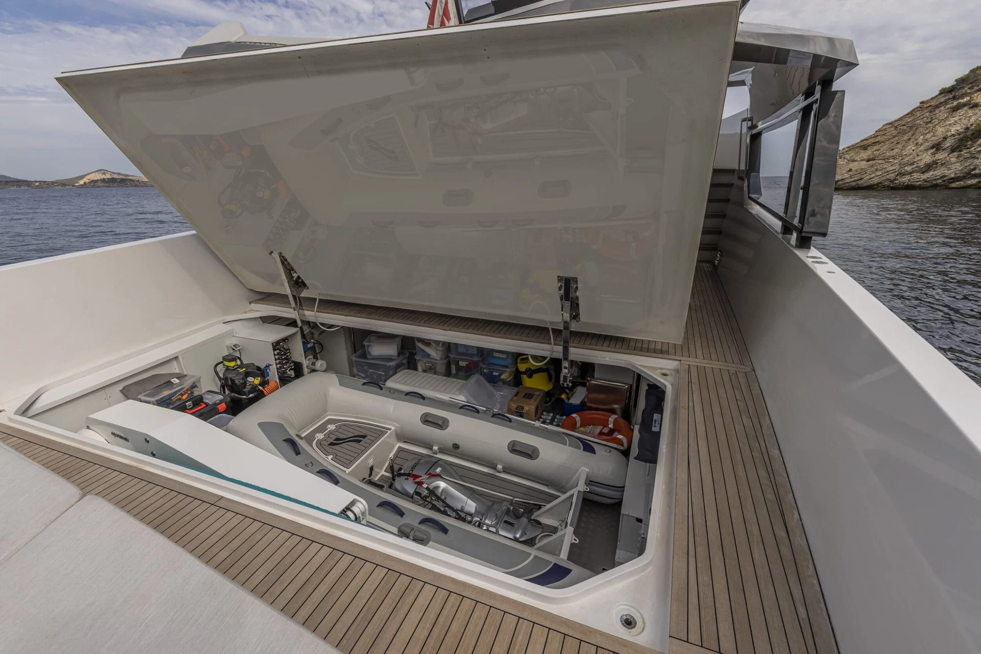 2025 Arcadia 60 Sherpa – Niyana Yachts