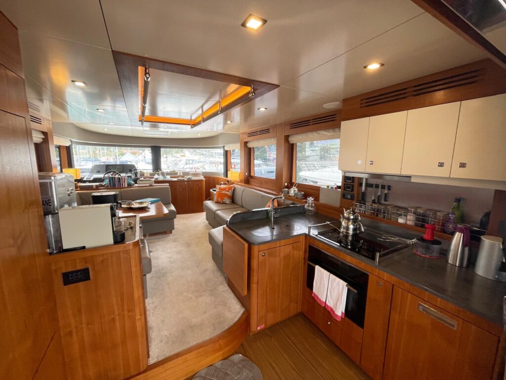 2021 Sirena 58