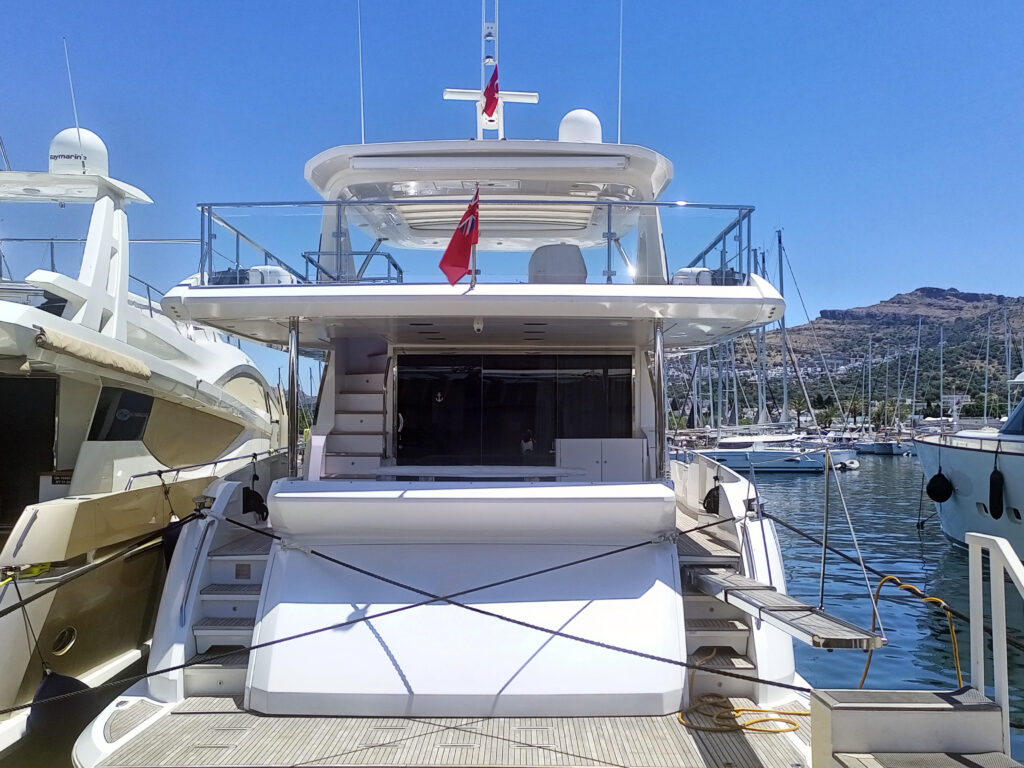 2019 Azimut Grande 25