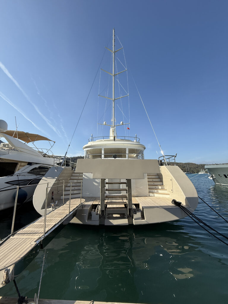 2023 Motorsailor 41M