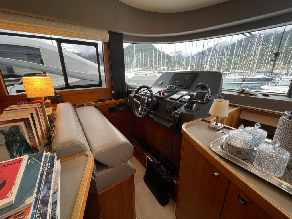 2021 Sirena 58