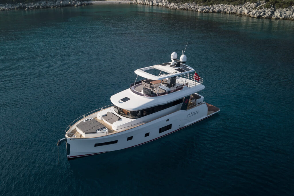 2022 Sirena 58